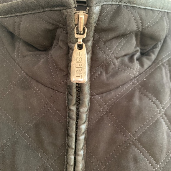 Esprit Black Quilted Lightweight Jacket - Picture 8 of 9